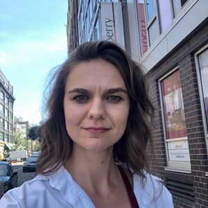 Meet your Posher, Danielle